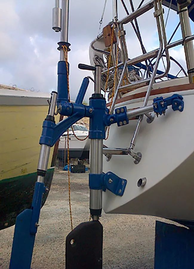 wind vane self steering south atlantic S 600
